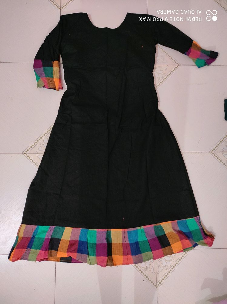 Buy 1 Kurti Get (1) T-shirt Free❤