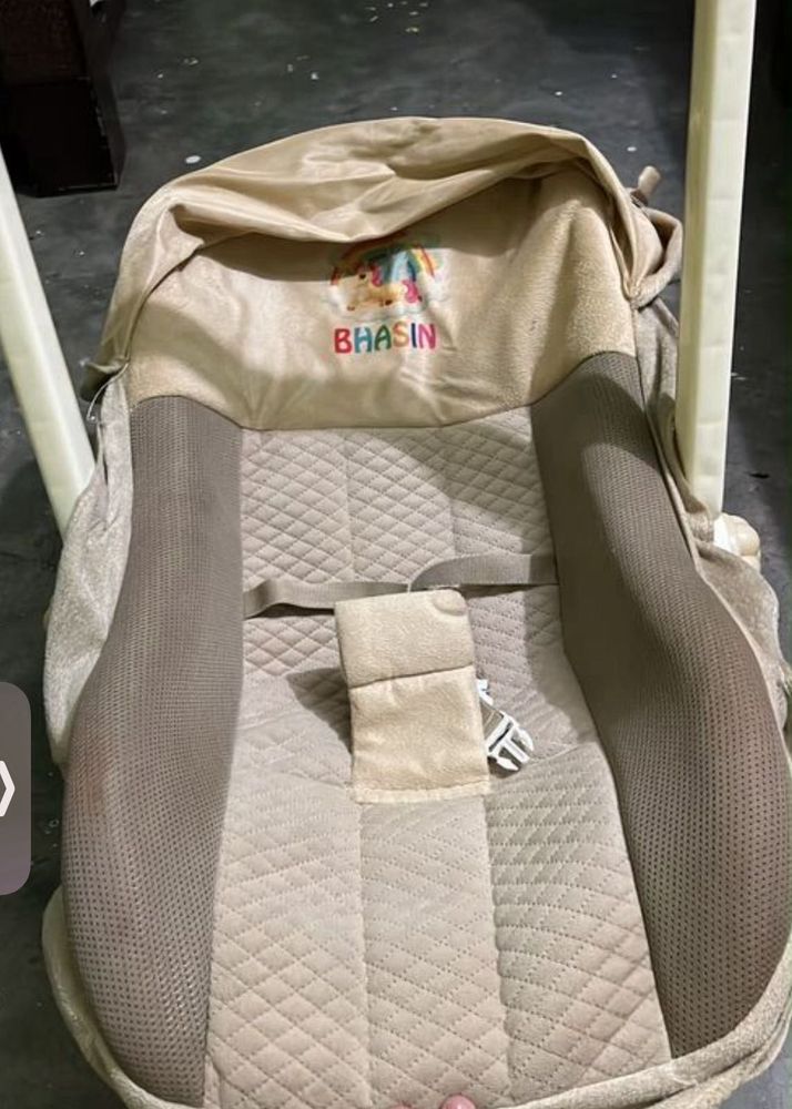 carry cot