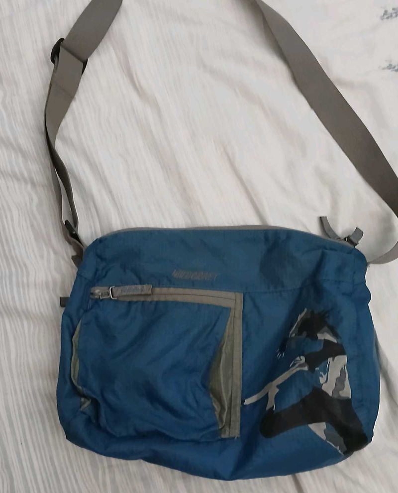 Wildcraft Messenger Bag