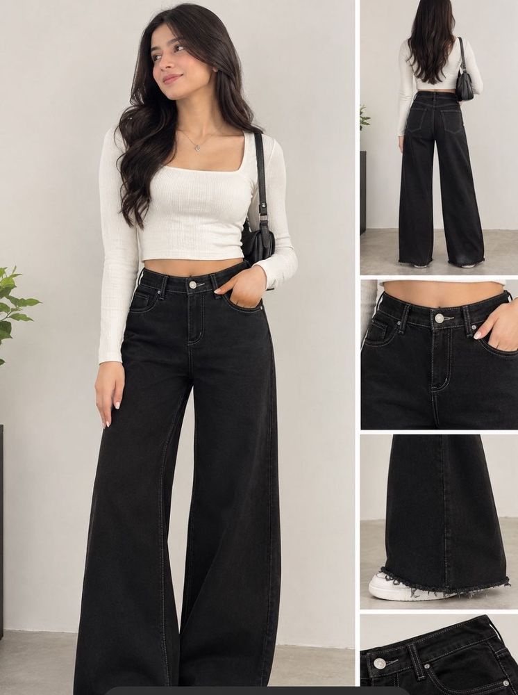 Chic Black Wide-Leg Jeans