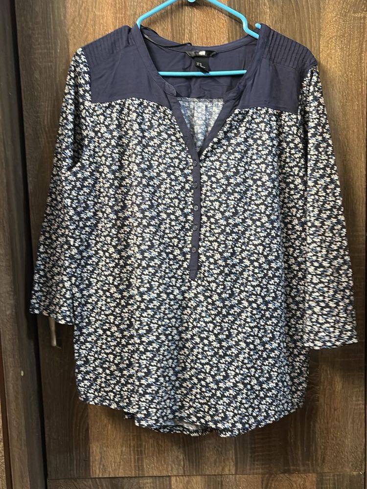 Floral Print Button-Up Tunic Top