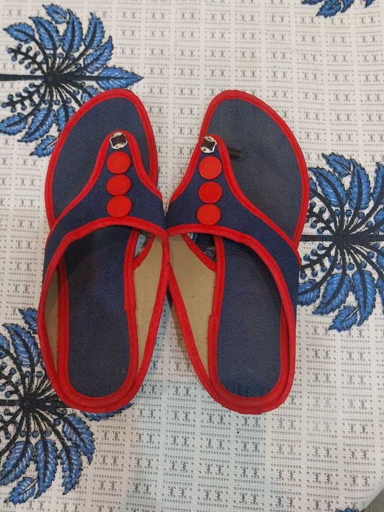 Stylish Blue &amp; Red Flip-Flops