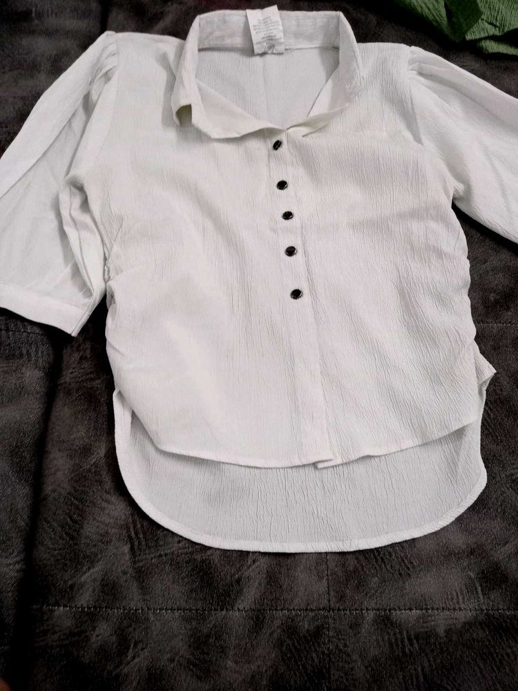 Chic White Textured Button-Up top