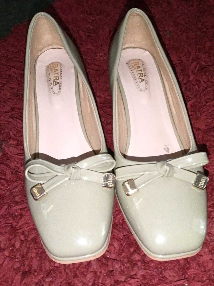 Stylish Bow Detail Heel Pumps