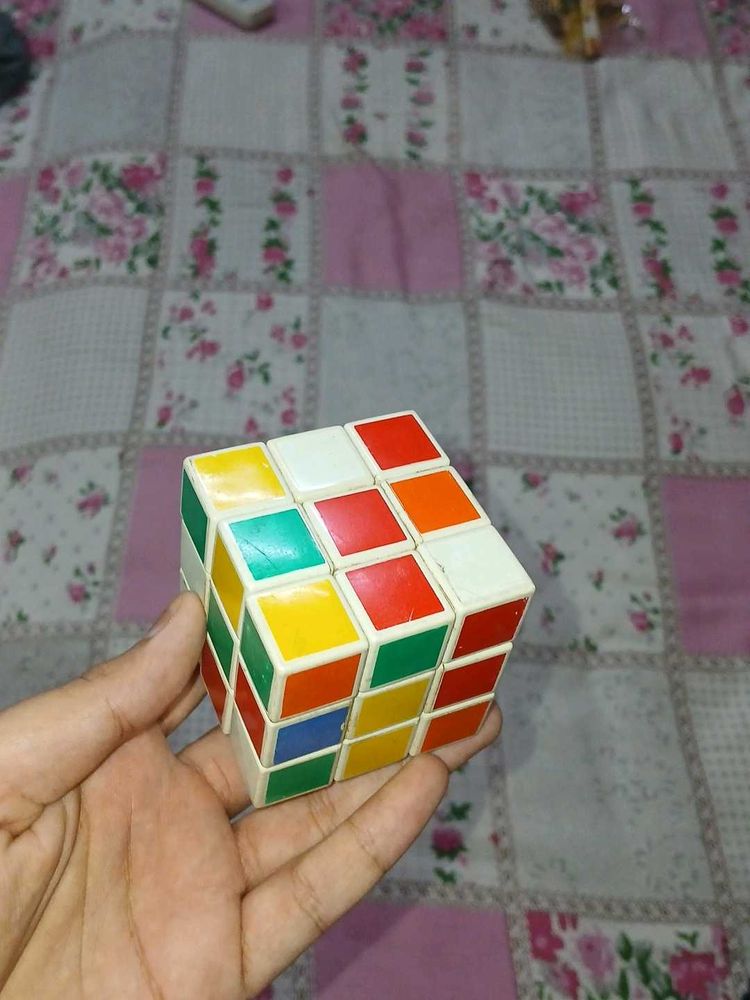 Original Rubik's Cube 🧩