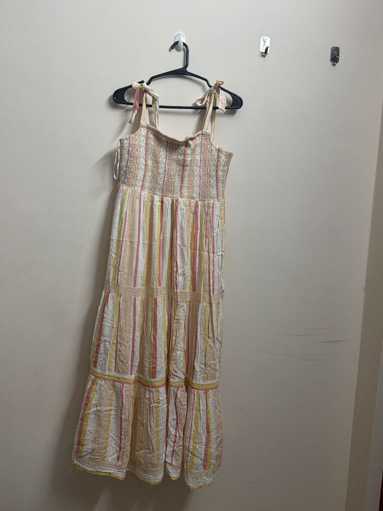 Zudio tie-up sleeves dress