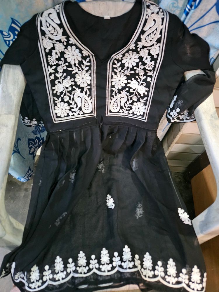 Womens Kurtis