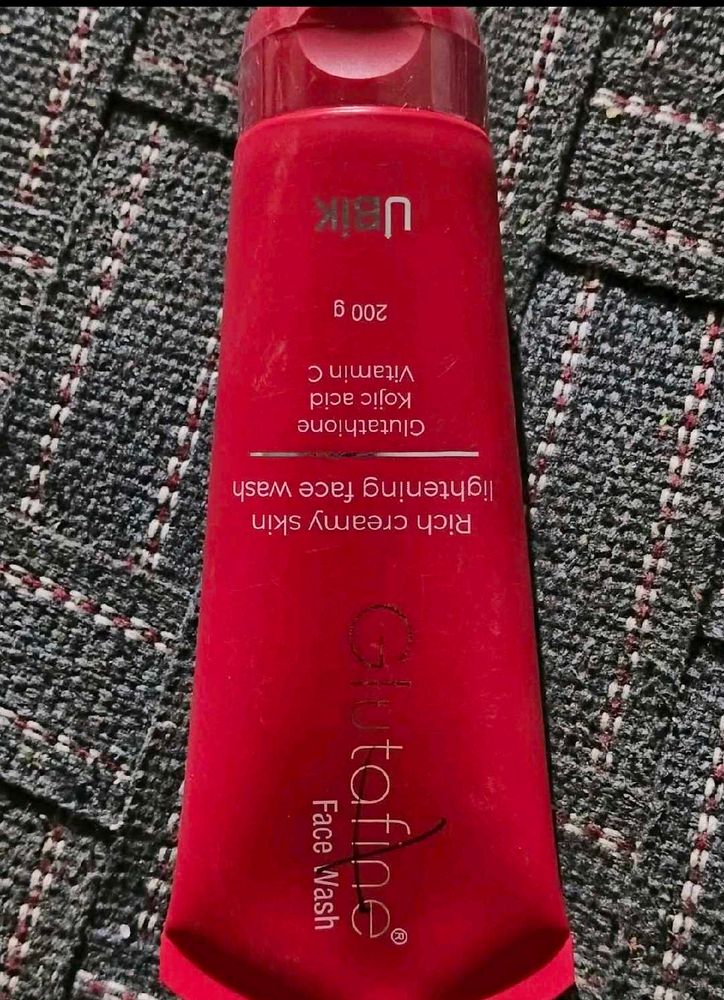 Glutafine Face Wash 200g