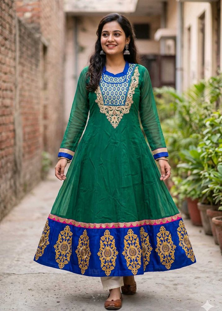 Elegant Green Embroidered Anarkali
