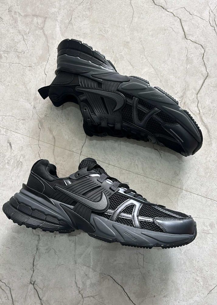 Nike v2k all black10