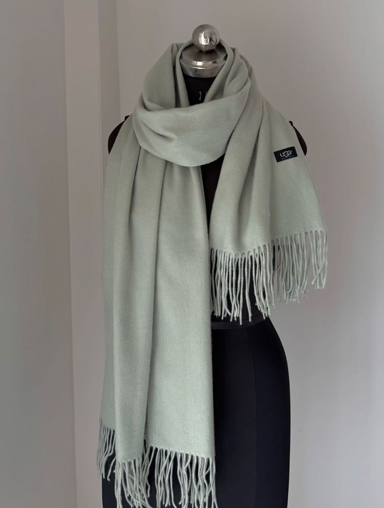 UGG Scarf - Soft &amp; Cozy