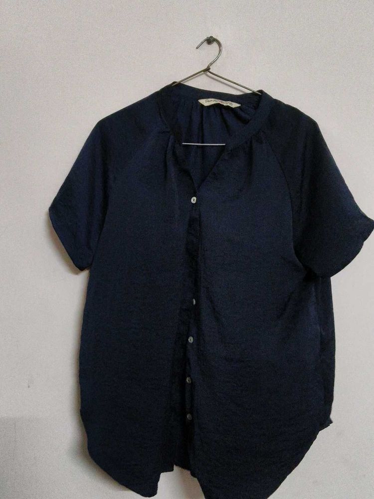 Chic Navy Blue Button-Up Blouse