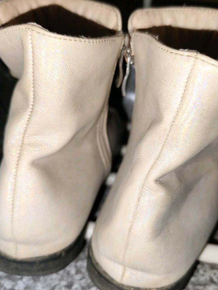 Size 36 Shiny Pearl Embellished White Boots