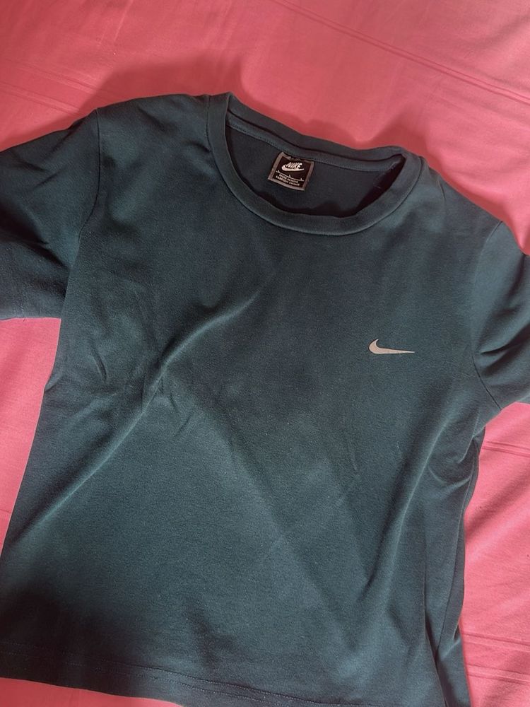Nike T-Shirt