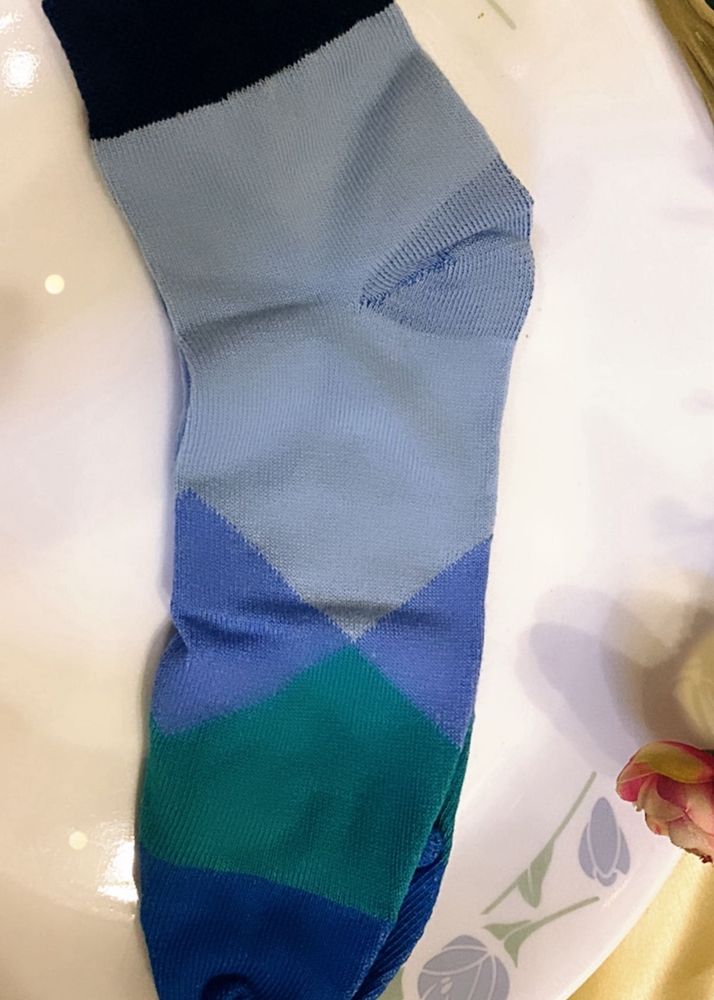 Argyle Patterned finger Socks