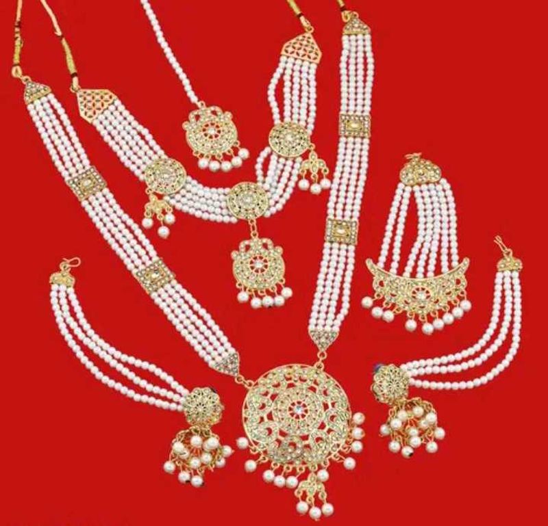 Pearl Necklace and Earring Set