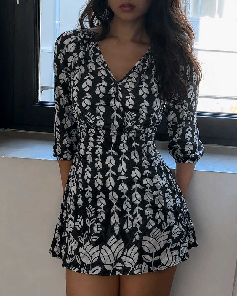black cocktail party mini dress ♡‧₊˚
