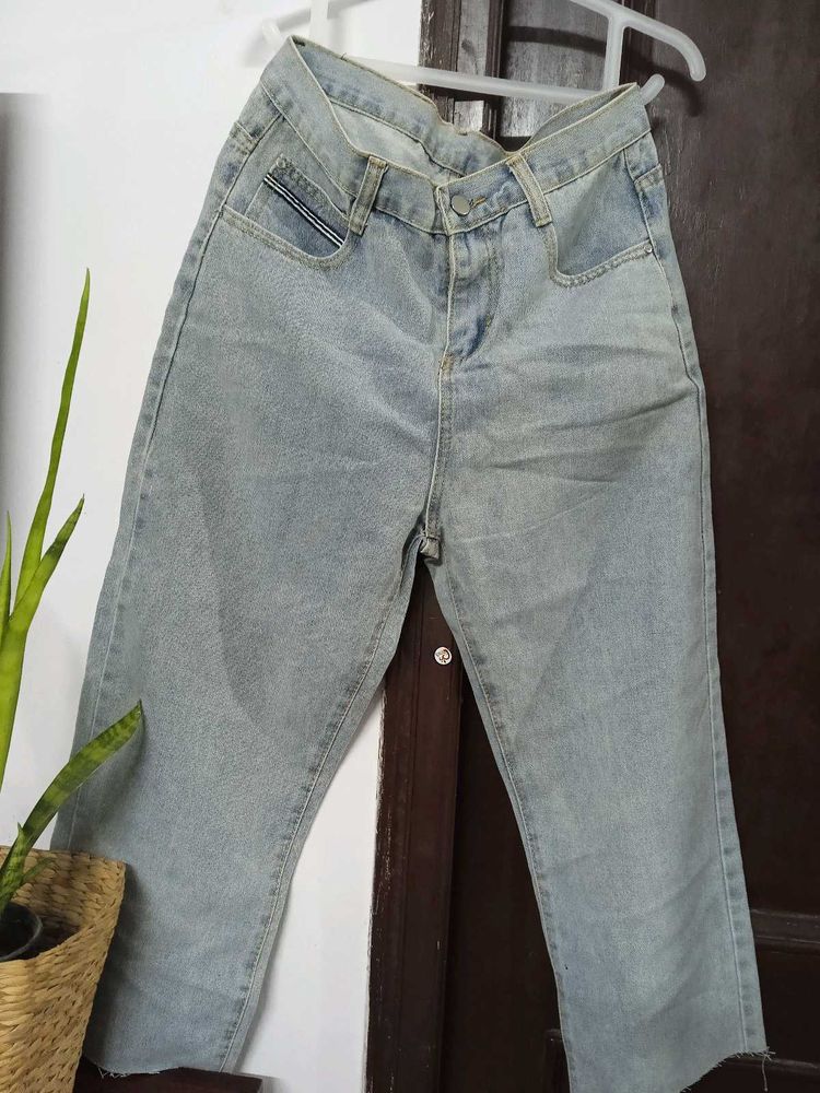Light Wash Straight Leg Jeans