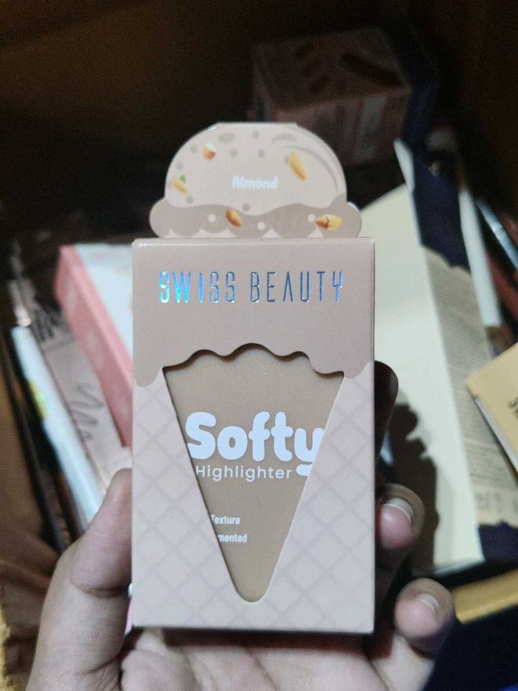 Swiss Beauty Softy highliter, blush contour set