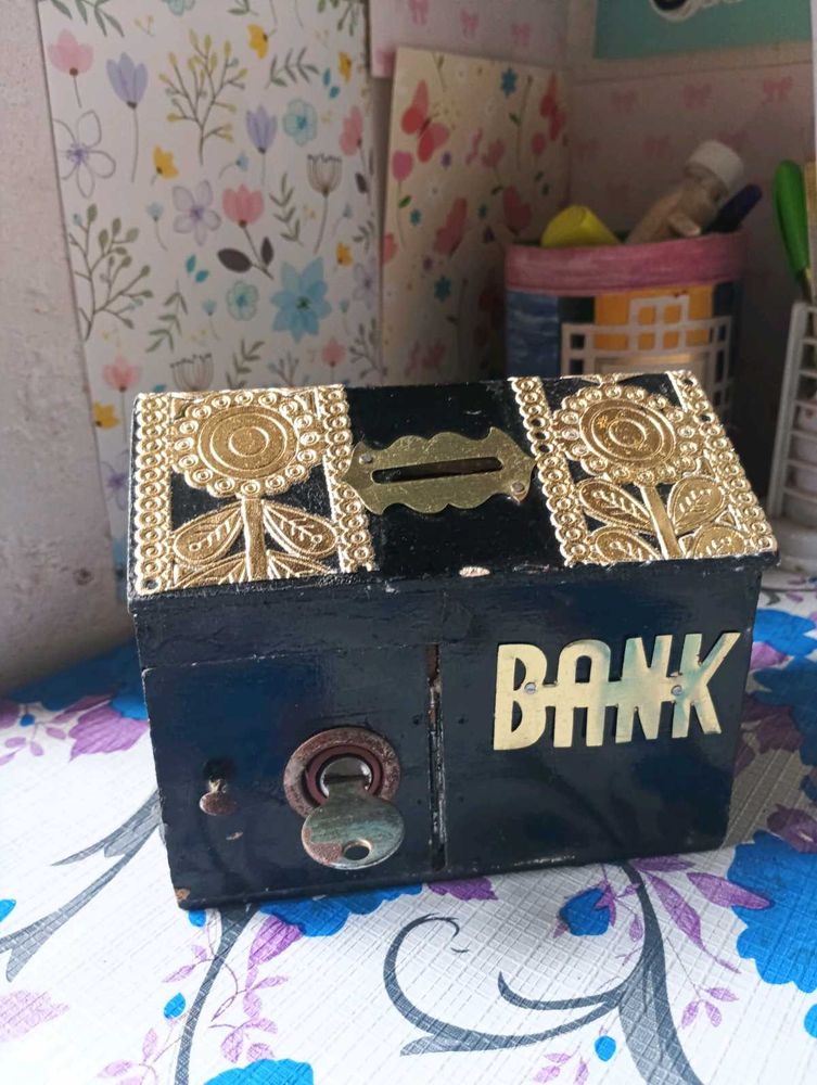 Money Saving Box