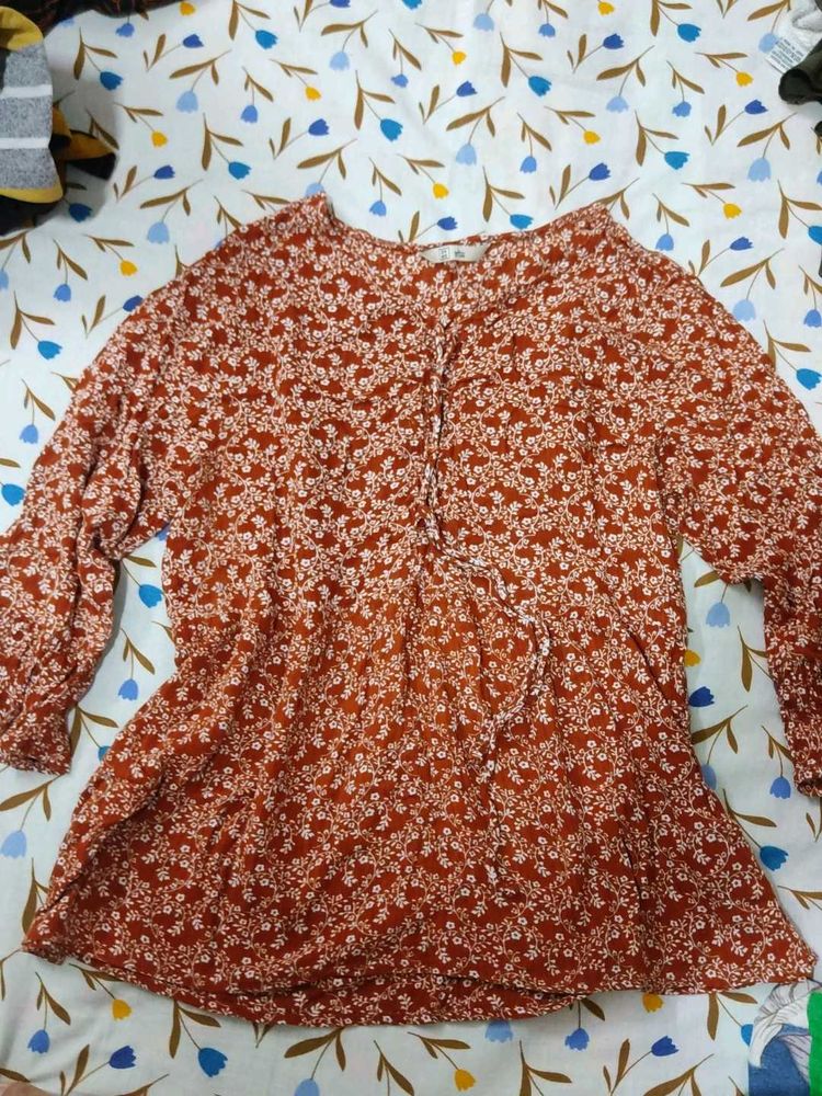 Chic Floral Print Long Sleeve Top