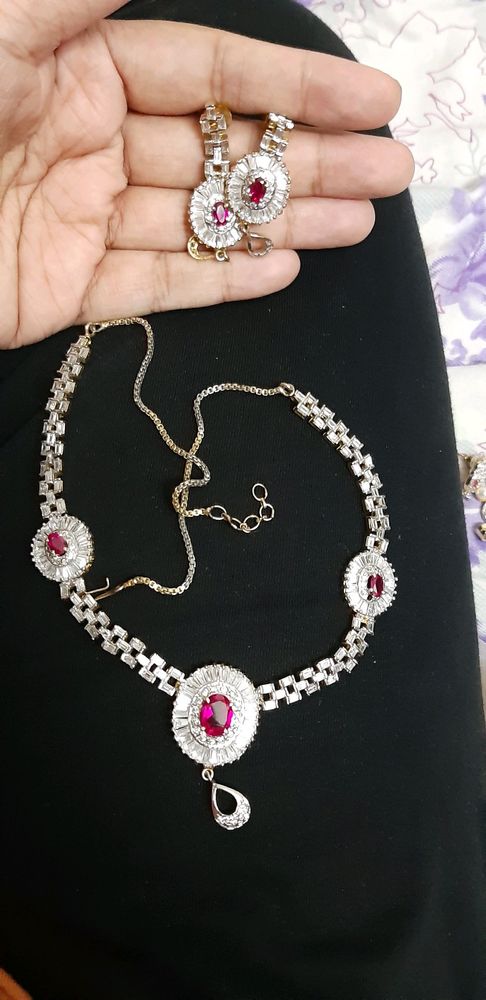 Jewellery set wid earings