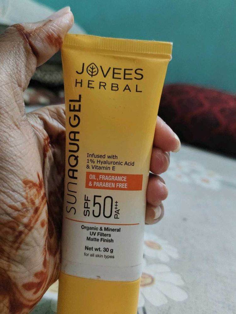 Jovees Herbal Sun Aqua Gel SPF 50