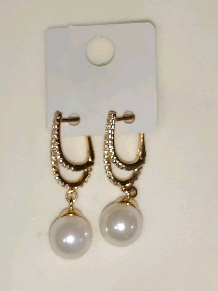 Elegant Pearl Drop Earrings