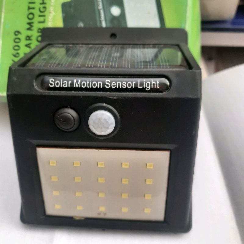 SOLER MOTION SENSOR LIGHT...