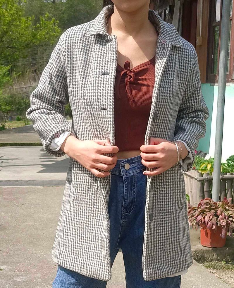 Houndstooth Patterned Jacket