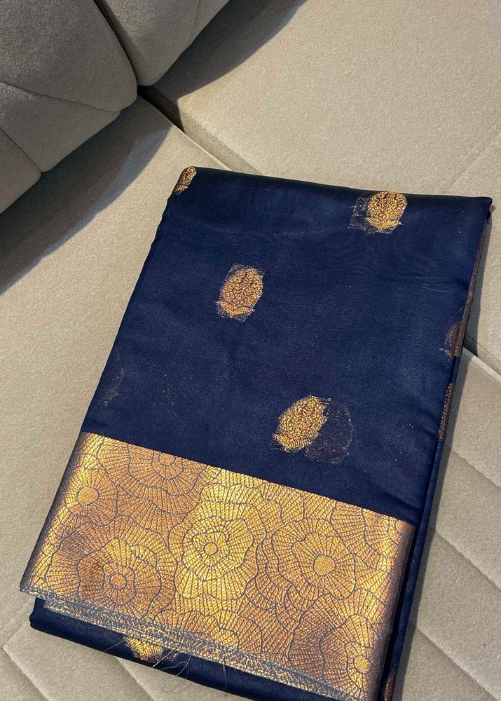 Elegant Navy Blue Saree with Gold Border 💜