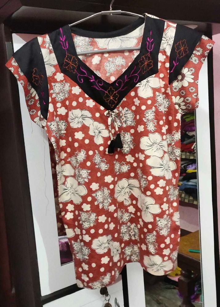 Floral Print Casual Top