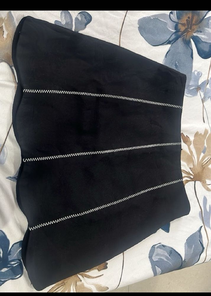y2k black skirt