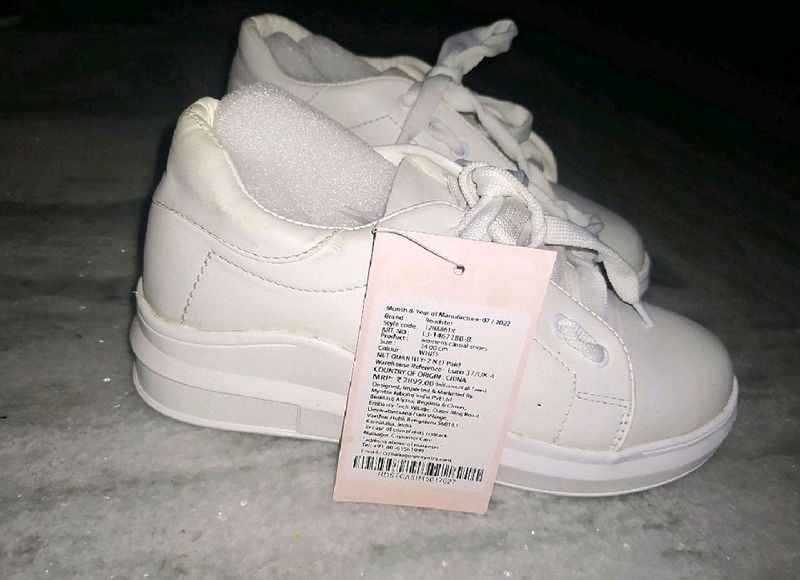 ❤️Roadsters New With Tag &amp; Box Pure White Shoes