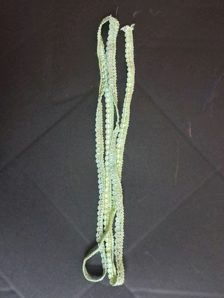 Green Lace 50 Inches