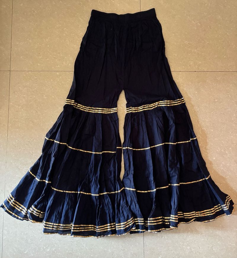 Stylish Palazzo Pants with Gold Detail