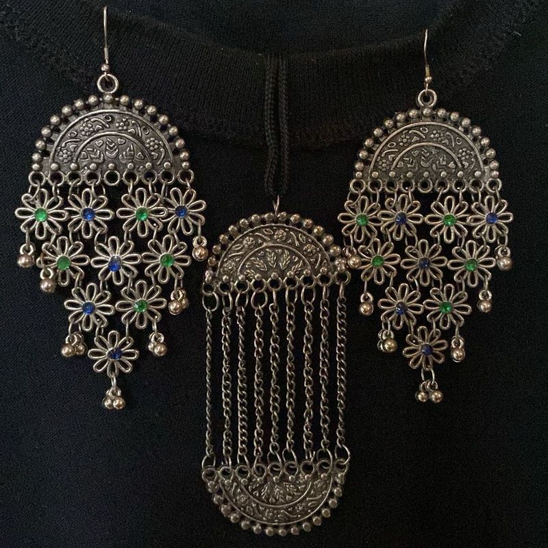 Earrings&amp;Long chain COMBO