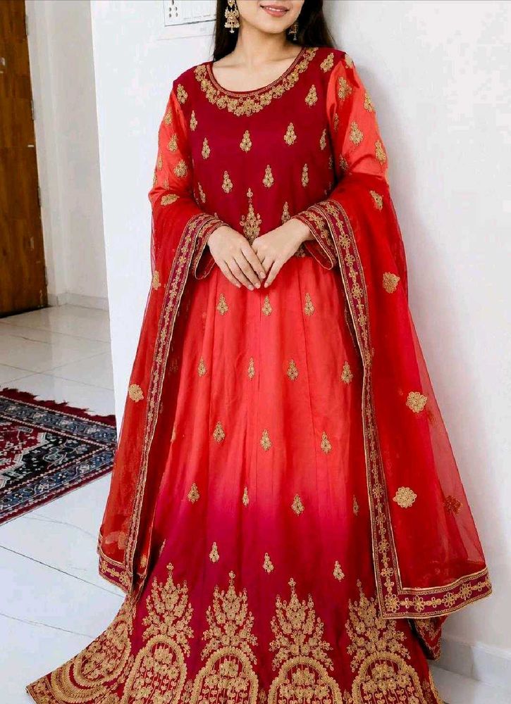 💫 Ethnic Gown