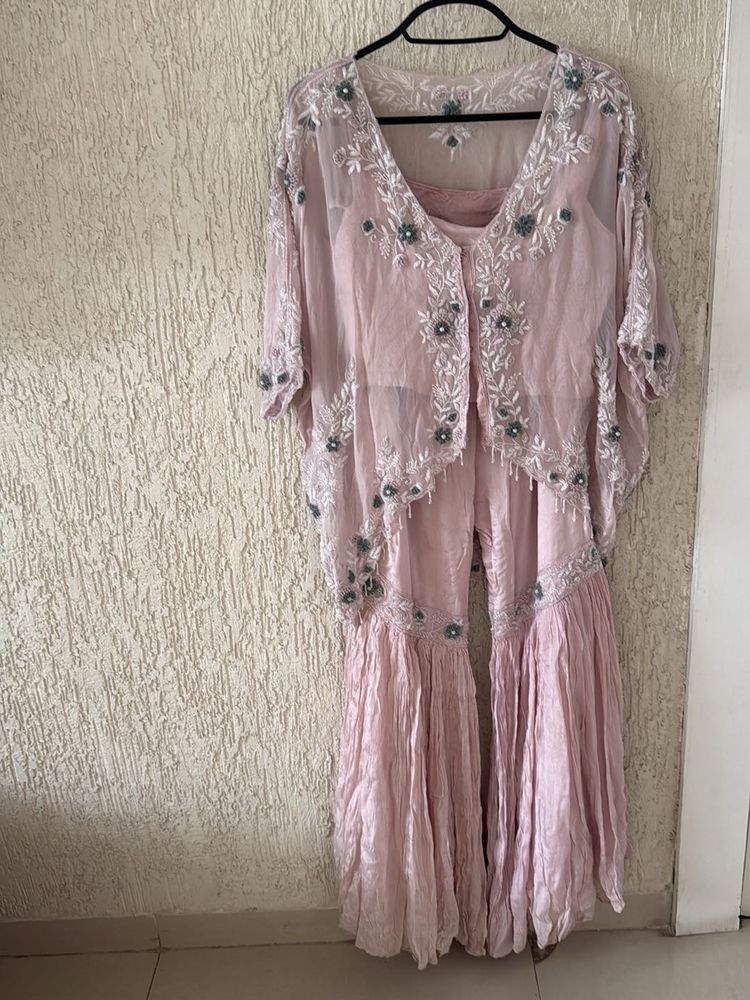 Elegant Pink Embroidered Kurta Set