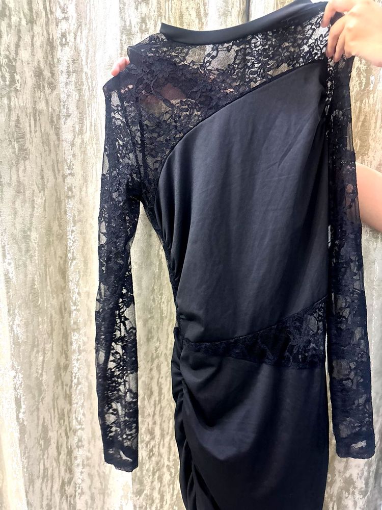 Elegant Black Lace Dress
