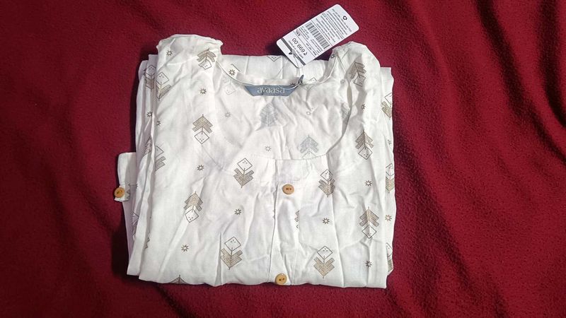 Printed Top with Tag