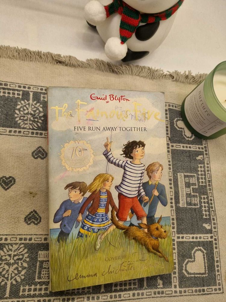 Five Run Away Together - Enid Blyton