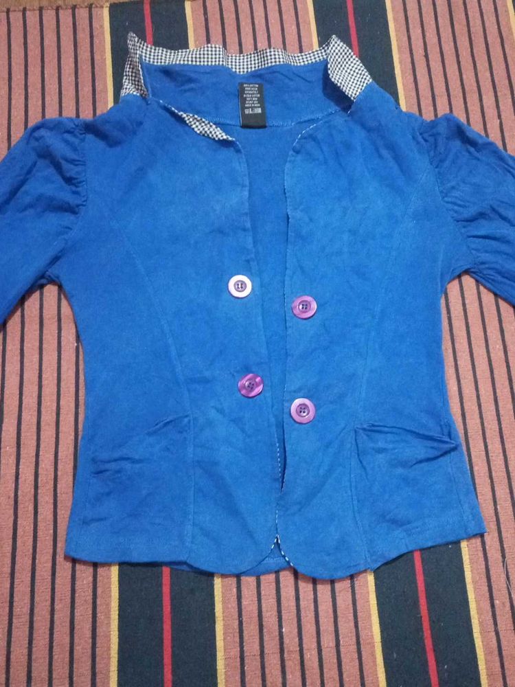 Stylish Blue Jacket with inner top srugfor Women