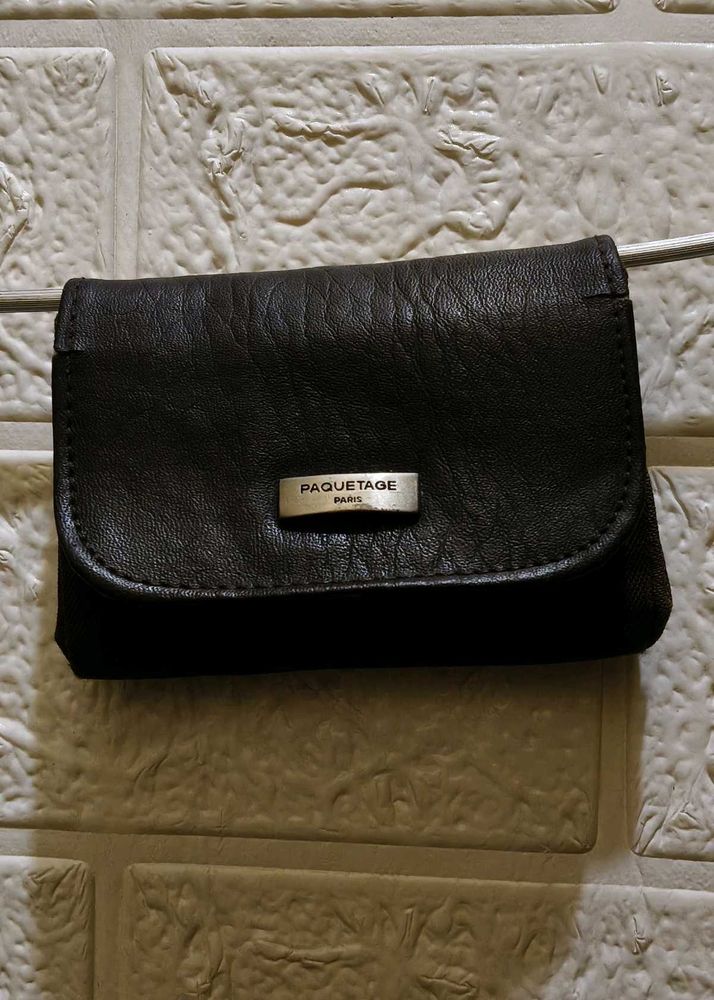 Paquetage Paris Black Leather Wallet