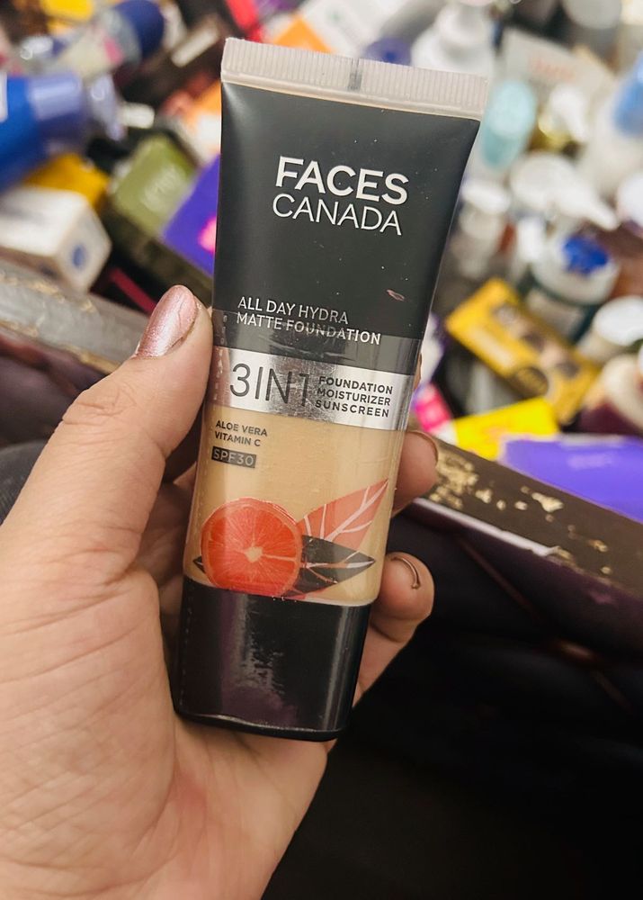 Faces Canada 3-in-1 Matte Foundation