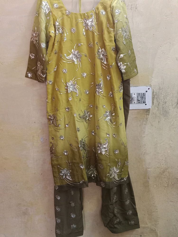 Women's Stitched Heavy Sitara Work Suit Salwar