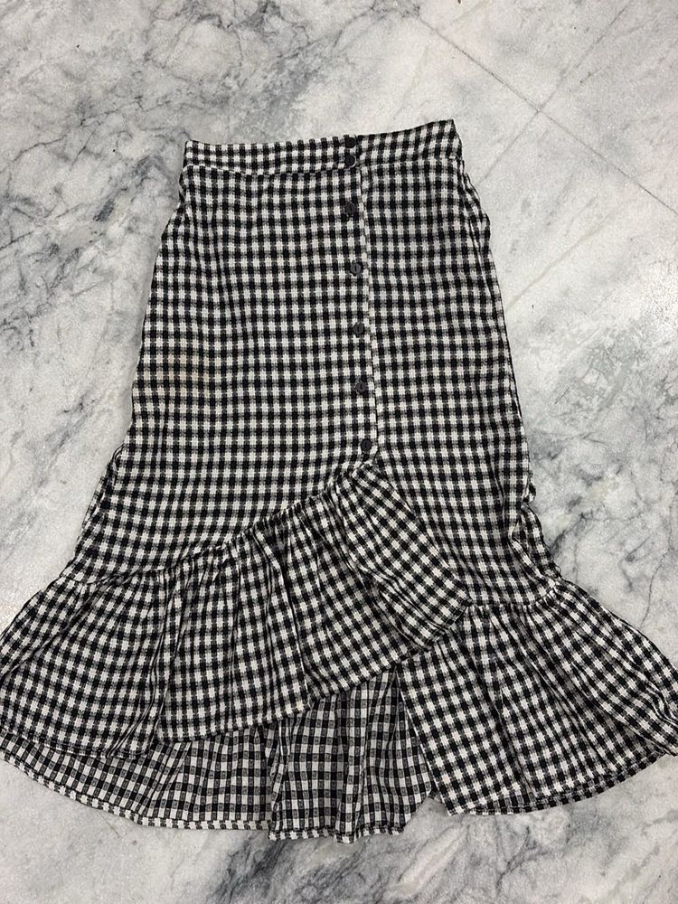 Cute Gingham Ruffle Skirt