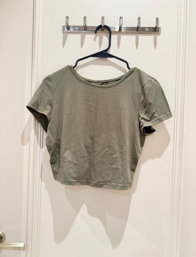 Olive Green Cropped T-Shirt