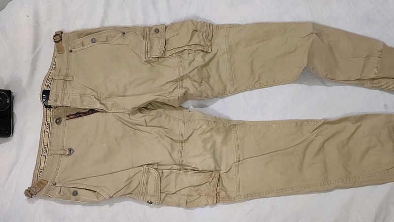 Alcott Man's 8pocket Jogger