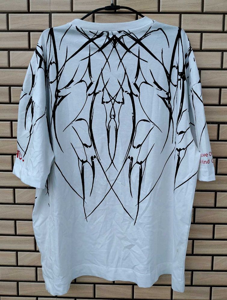 Graphic Print White T-S